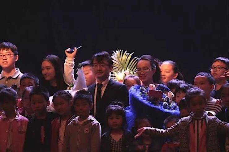 聆听双钢琴演奏的美妙乐章|凯发k8国际艺术家周挺——钢琴大师班·音乐会于常州成功举办